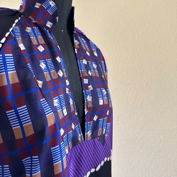 Long Elegant Resort Casual Dress with long sleeves! - Picture 6 of 7